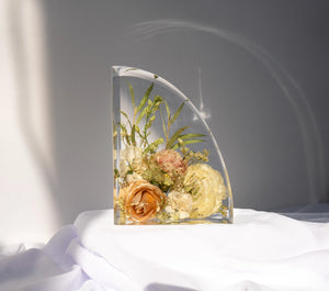 Right floral resin bookend showcasing a custom arrangement of preserved blooms.